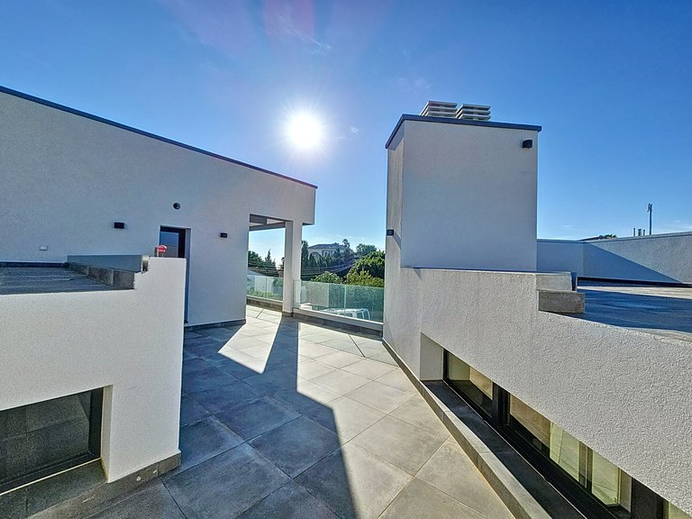 Villa for Sale  in Estepona, Malaga 14