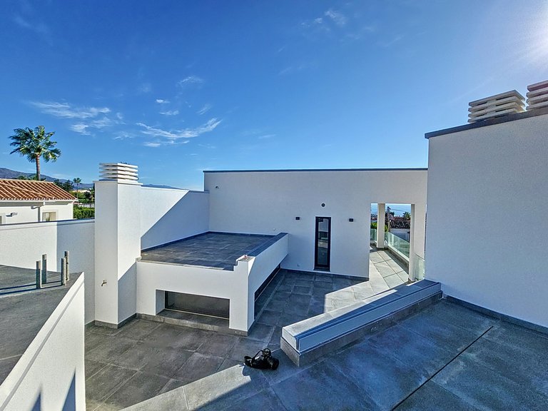 Villa for Sale  in Estepona, Malaga 16