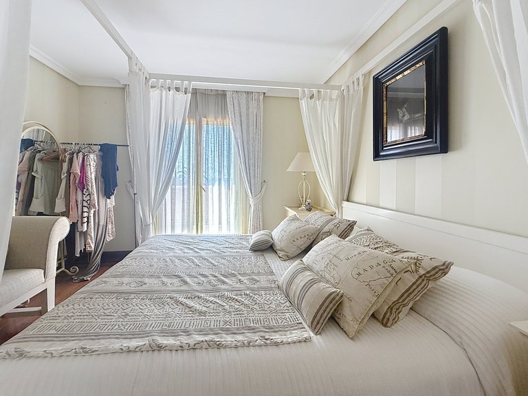 Villa for Sale  in Estepona, Malaga 19