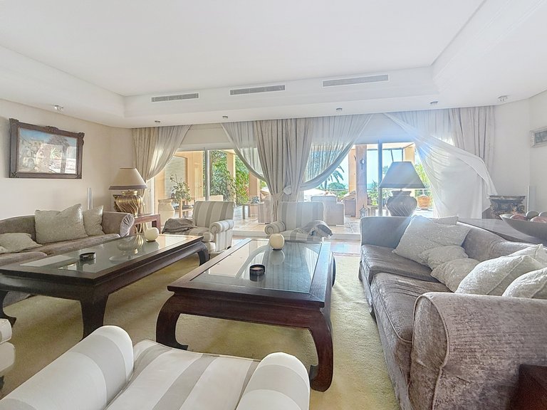 Villa for Sale  in Estepona, Malaga 5