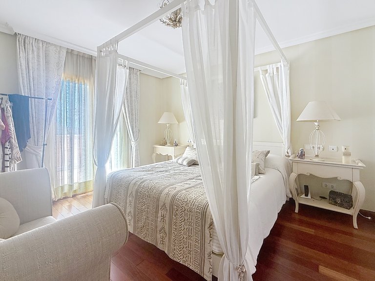 Villa for Sale  in Estepona, Malaga 18