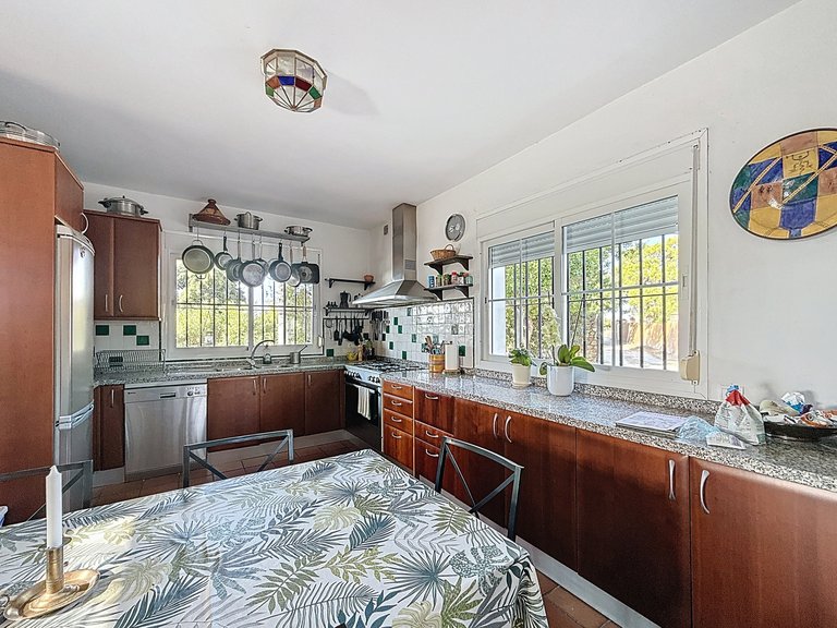 Country House for Sale  in Estepona, Malaga 13
