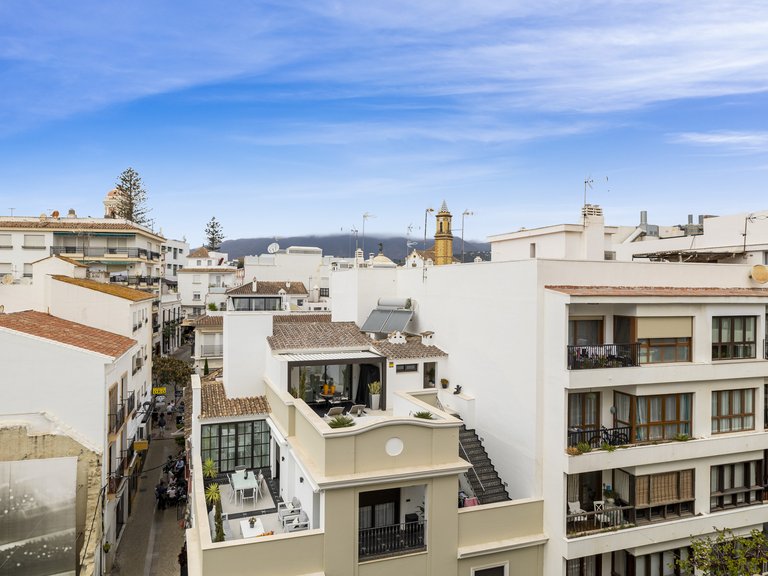 Penthouse for Sale  in Estepona, Malaga 25