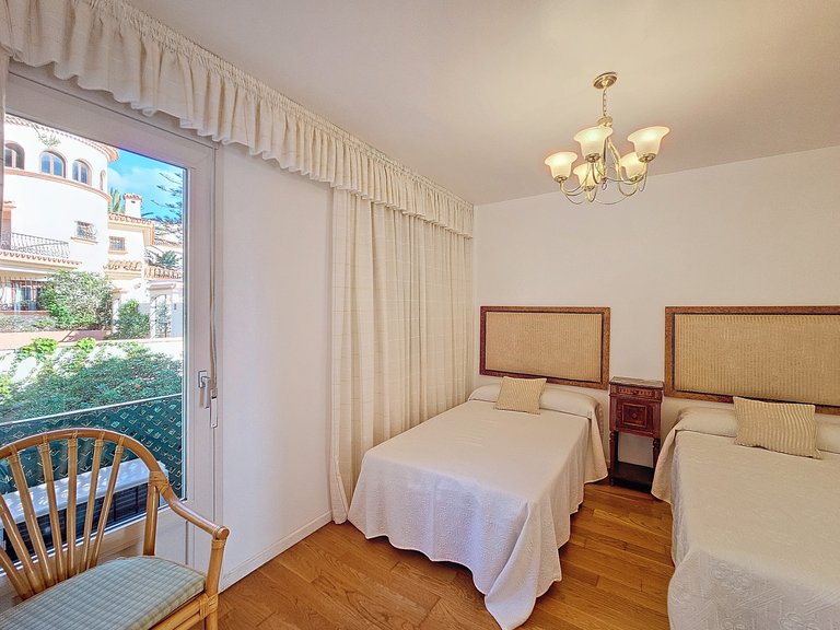 Town House for Sale  in Estepona, Malaga 24