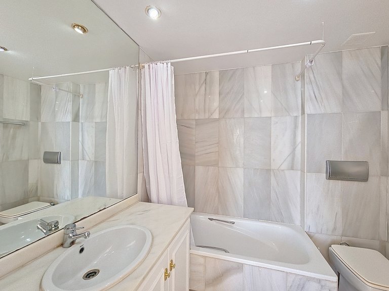 Town House for Sale  in Estepona, Malaga 21