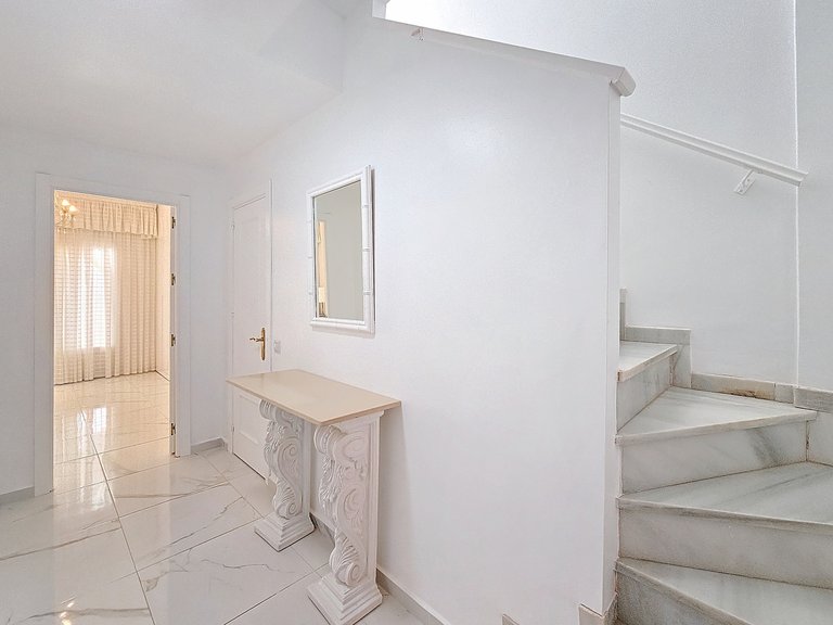 Town House for Sale  in Estepona, Malaga 28