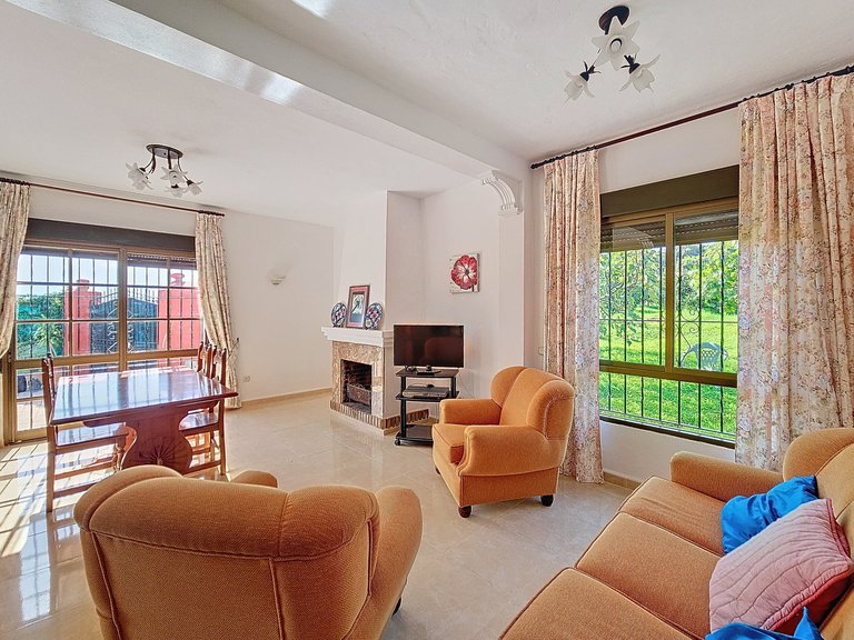 Country House for Sale  in Estepona, Malaga 3