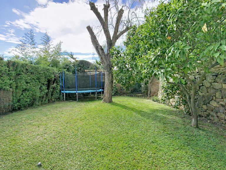 Villa for Sale  in Estepona, Malaga 46