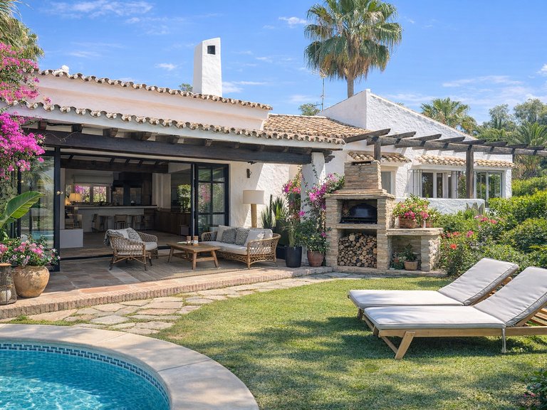 Villa for Sale  in Estepona, Malaga 11