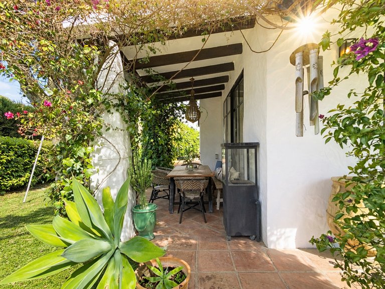 Villa for Sale  in Estepona, Malaga 14