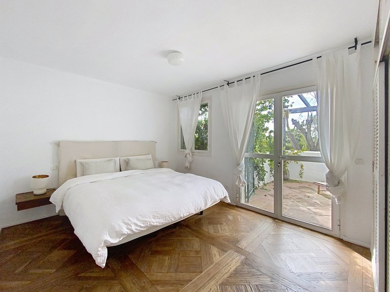 Villa for Sale  in Estepona, Malaga 24