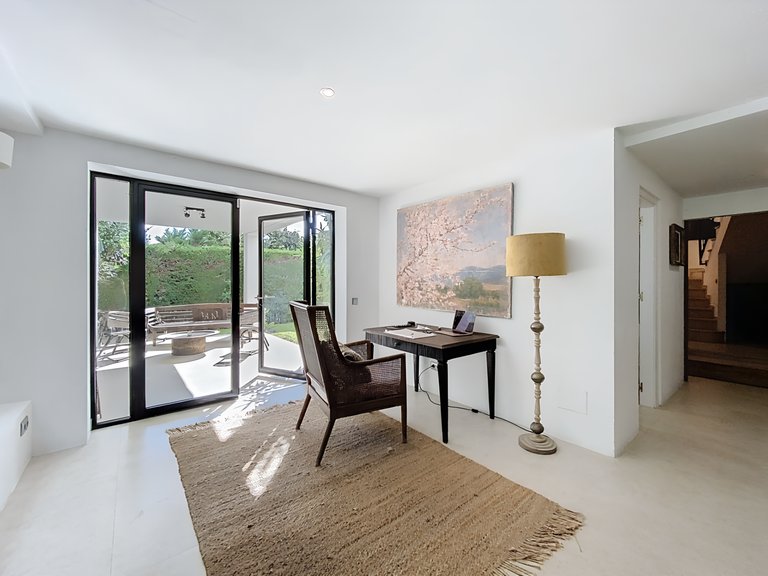 Villa for Sale  in Estepona, Malaga 31