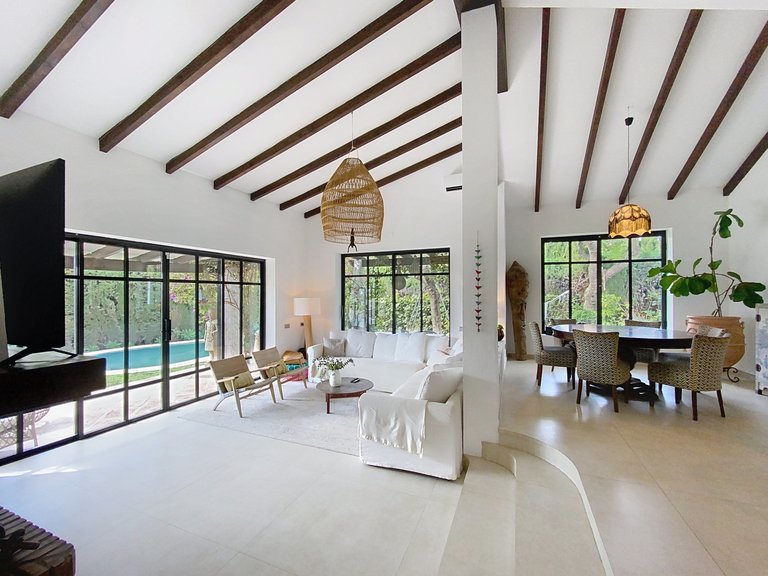 Villa for Sale  in Estepona, Malaga 16