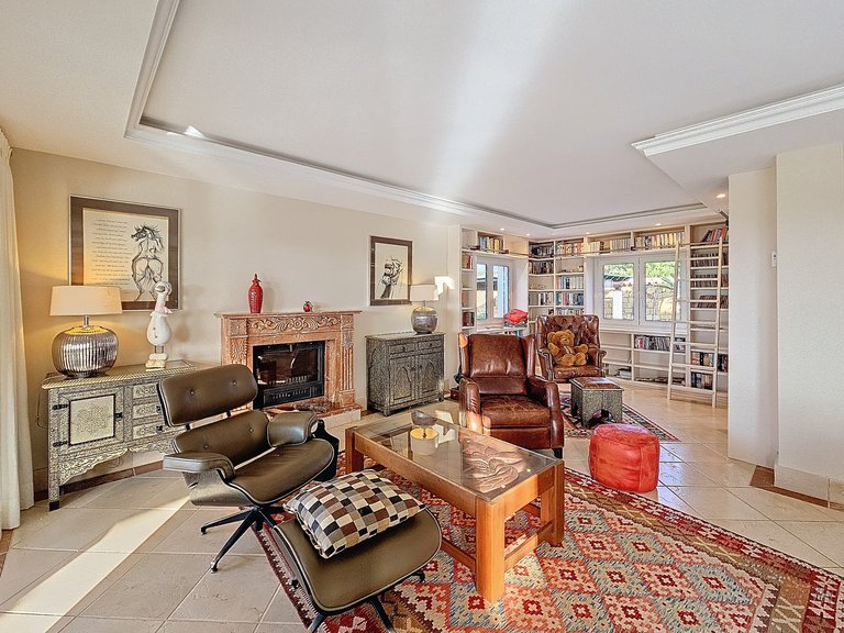 Villa for Sale  in Estepona, Malaga 9