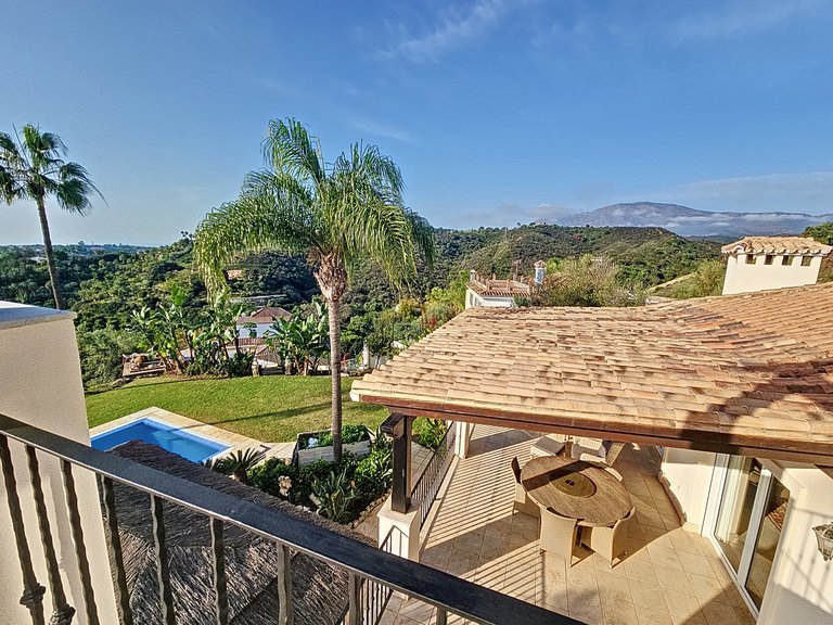 Villa for Sale  in Estepona, Malaga 16