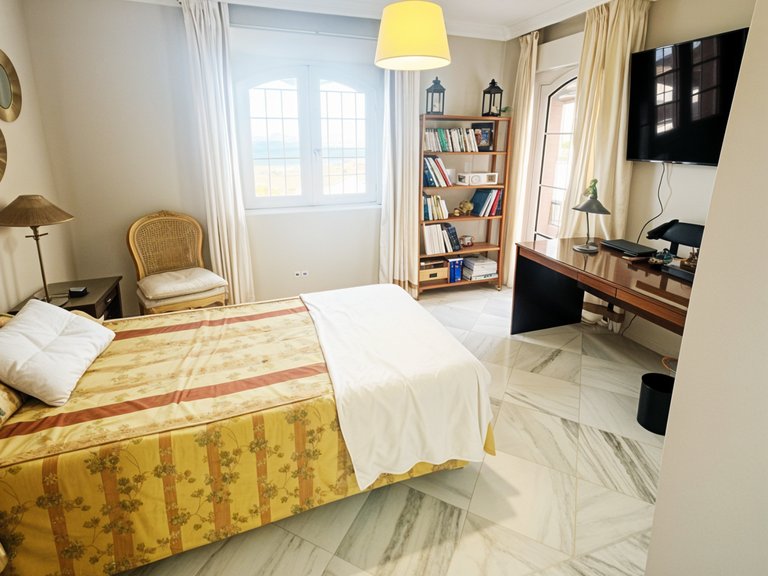 Villa for Sale  in Estepona, Malaga 37