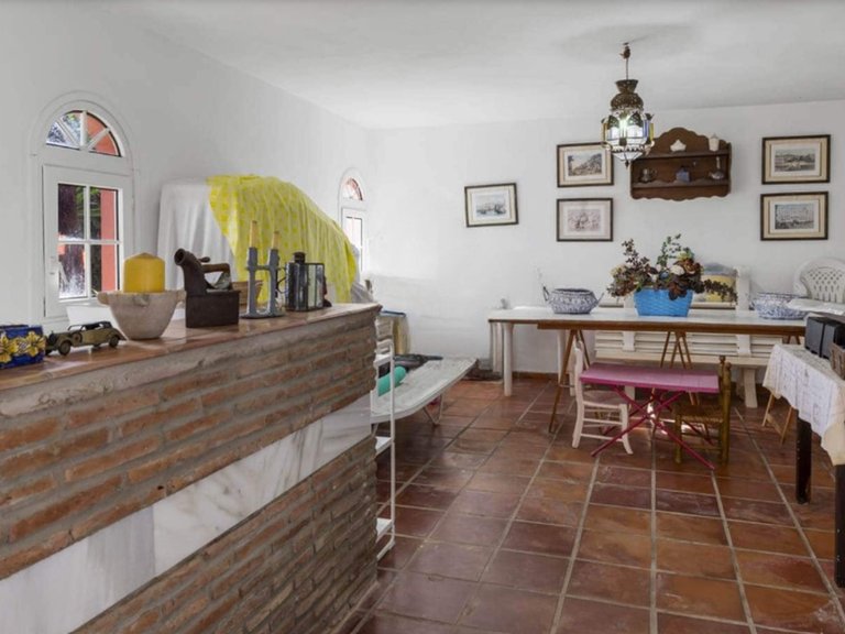 Villa for Sale  in Estepona, Malaga 41