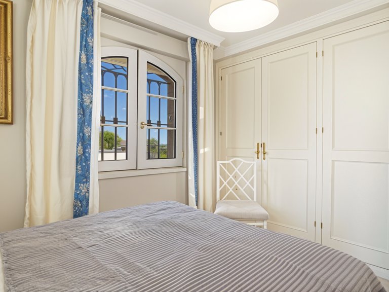 Villa for Sale  in Estepona, Malaga 31