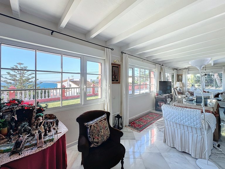 Villa for Sale  in Estepona, Malaga 10