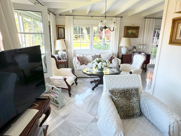 Villa for Sale  in Estepona, Malaga 11