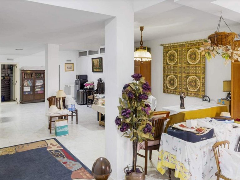 Villa for Sale  in Estepona, Malaga 40
