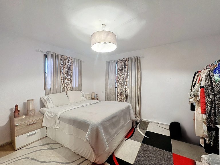 Country House for Sale  in Estepona, Malaga 13