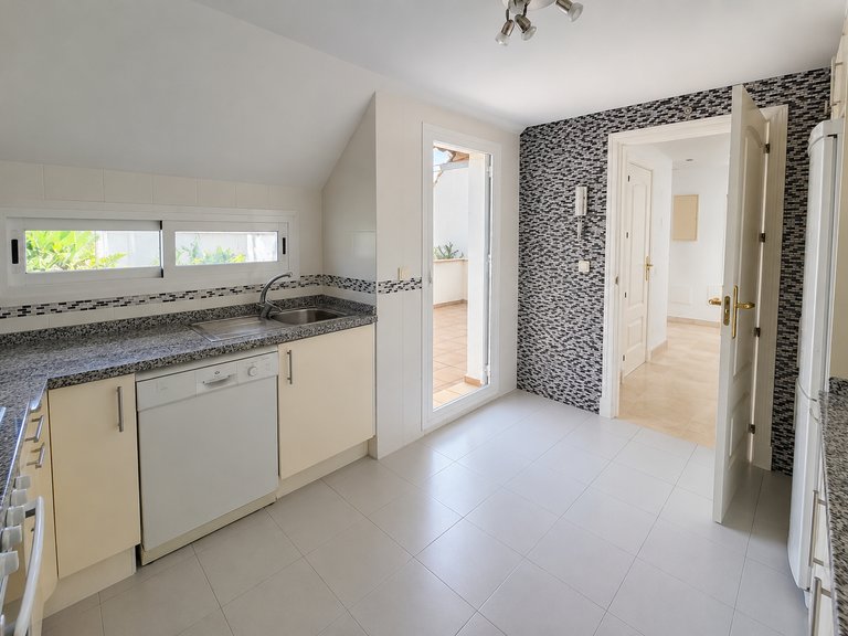 Penthouse for Sale  in Manilva, Malaga 10