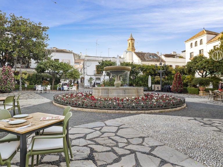Apartment for Sale  in Estepona, Malaga 30