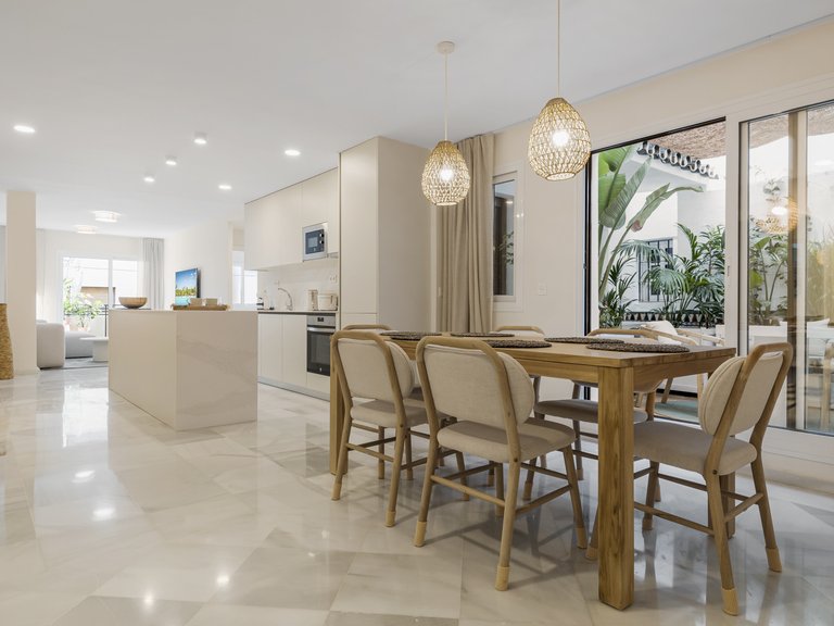 Apartment for Sale  in Estepona, Malaga 3
