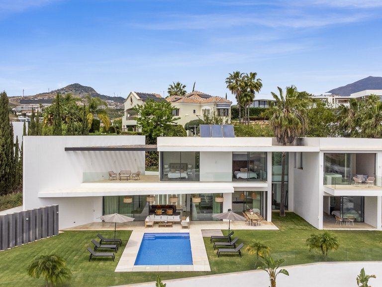 Villa for Sale  in Benahavis, Malaga 2