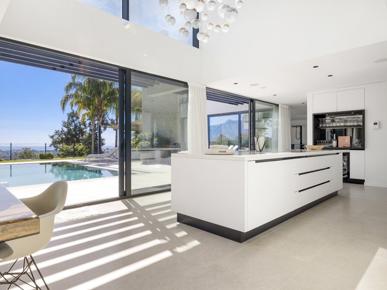 Villa for Sale  in Benahavis, Malaga 11