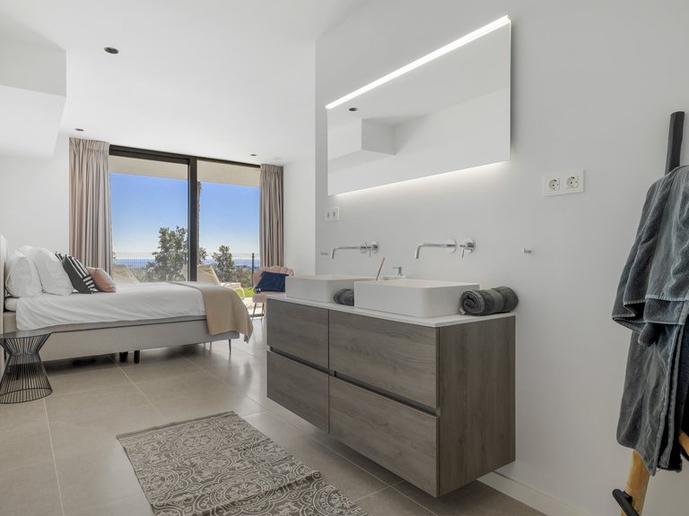 Villa for Sale  in Benahavis, Malaga 26