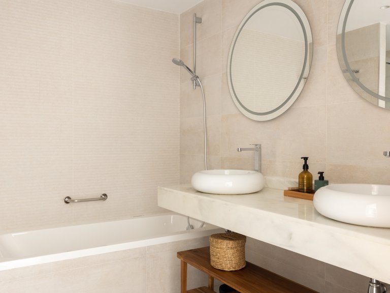 Apartment for Sale  in Estepona, Malaga 25