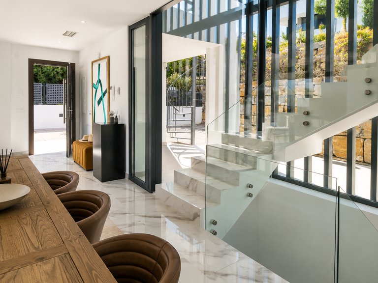 Villa for Sale  in Estepona, Malaga 12