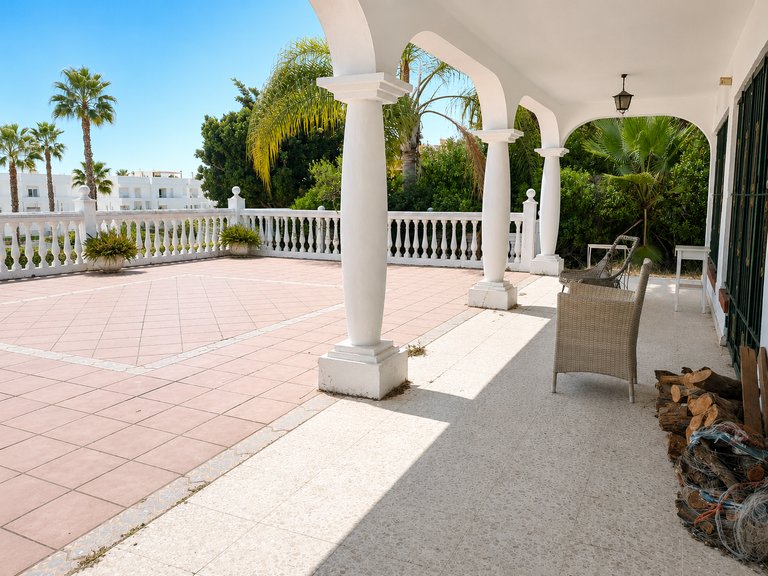 Villa for Sale  in Estepona, Malaga 4
