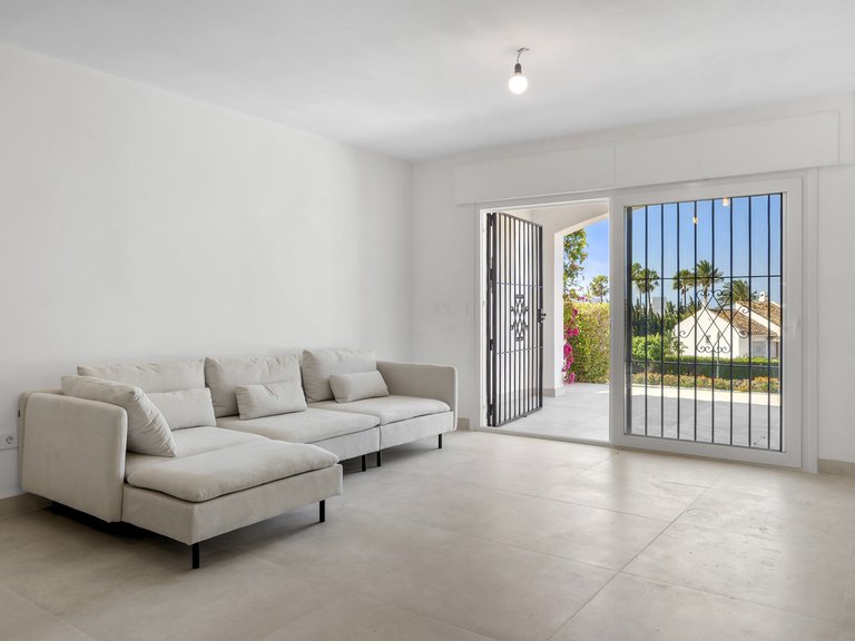 Apartment for Sale  in Marbella, Malaga 9