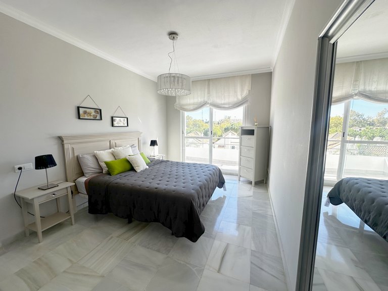Apartment for Sale  in Marbella, Malaga 14