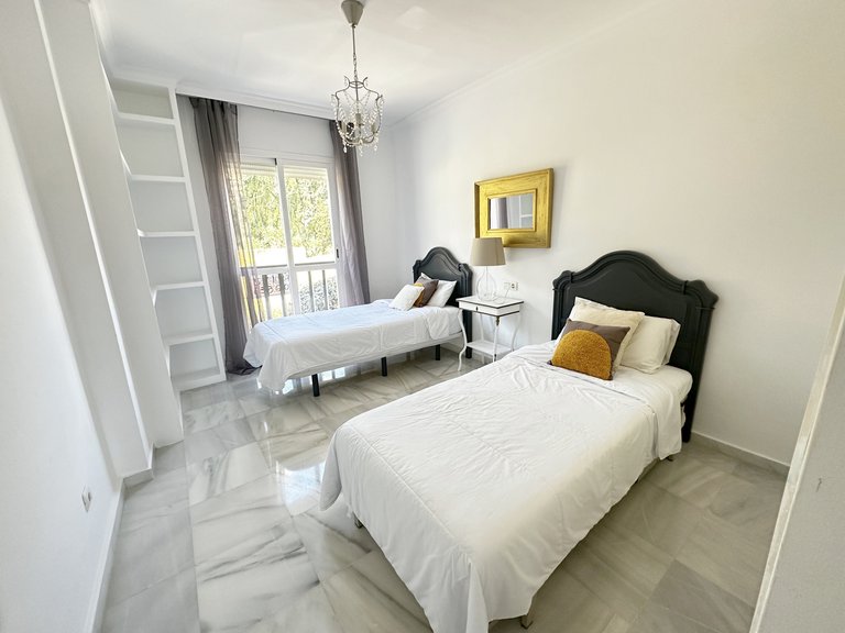 Apartment for Sale  in Marbella, Malaga 18