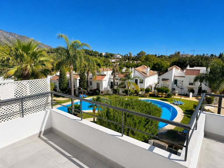 Apartment for Sale  in Marbella, Malaga 11