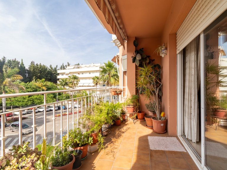 Apartment for Sale  in Estepona, Malaga 1