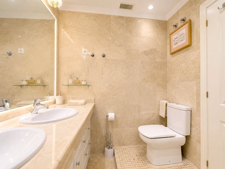 Apartment for Sale  in Estepona, Malaga 35