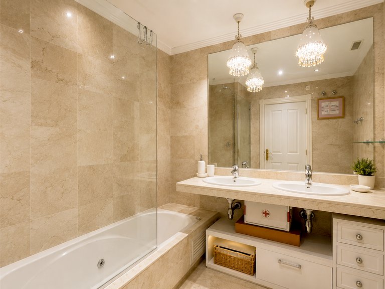 Apartment for Sale  in Estepona, Malaga 34