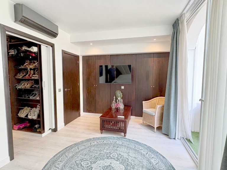 Apartment for Sale  in Benahavis, Malaga 19