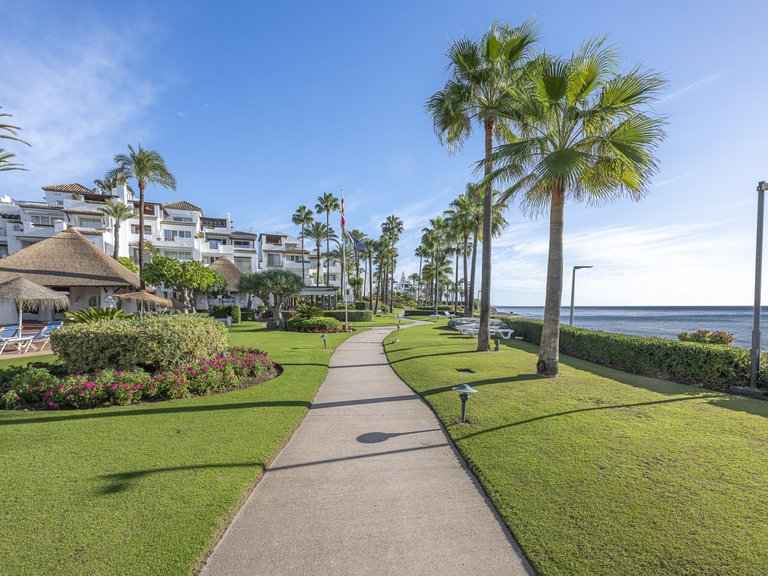 Apartment for Sale  in Estepona, Malaga 30