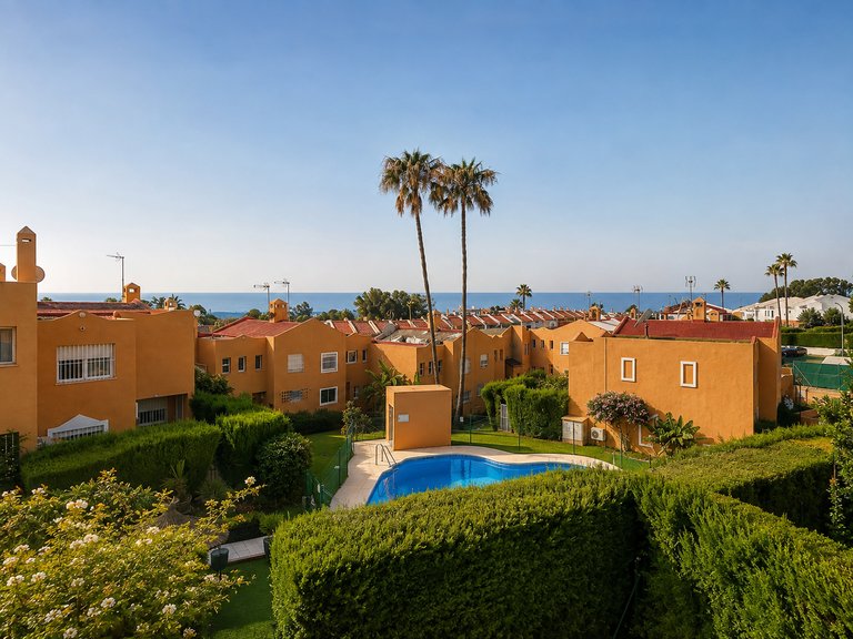 Town House for Sale  in Estepona, Malaga 20