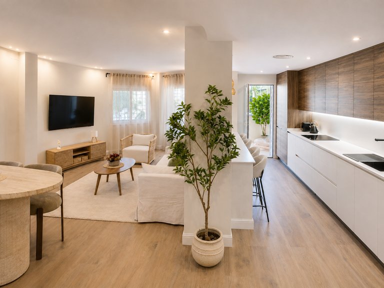 Apartment for Sale  in Estepona, Malaga 1