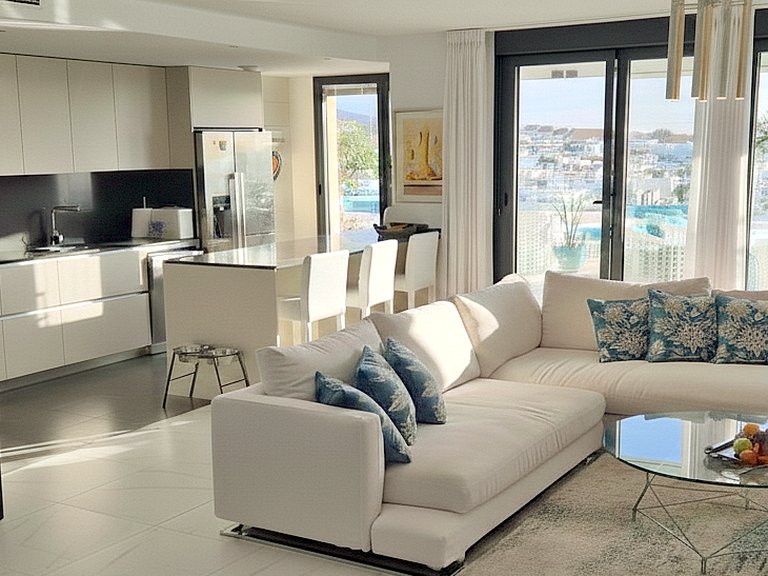 Penthouse for Sale  in Estepona, Malaga 6