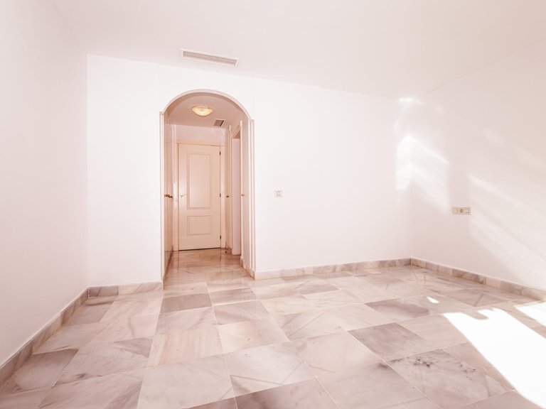 Apartment for Sale  in Estepona, Malaga 25