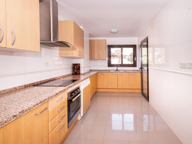 Apartment for Sale  in Estepona, Malaga 19