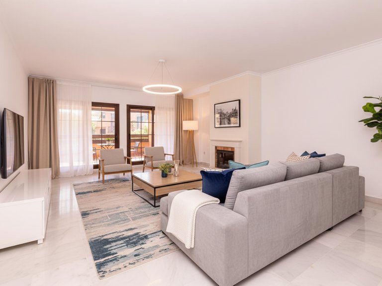 Apartment for Sale  in Estepona, Malaga 2